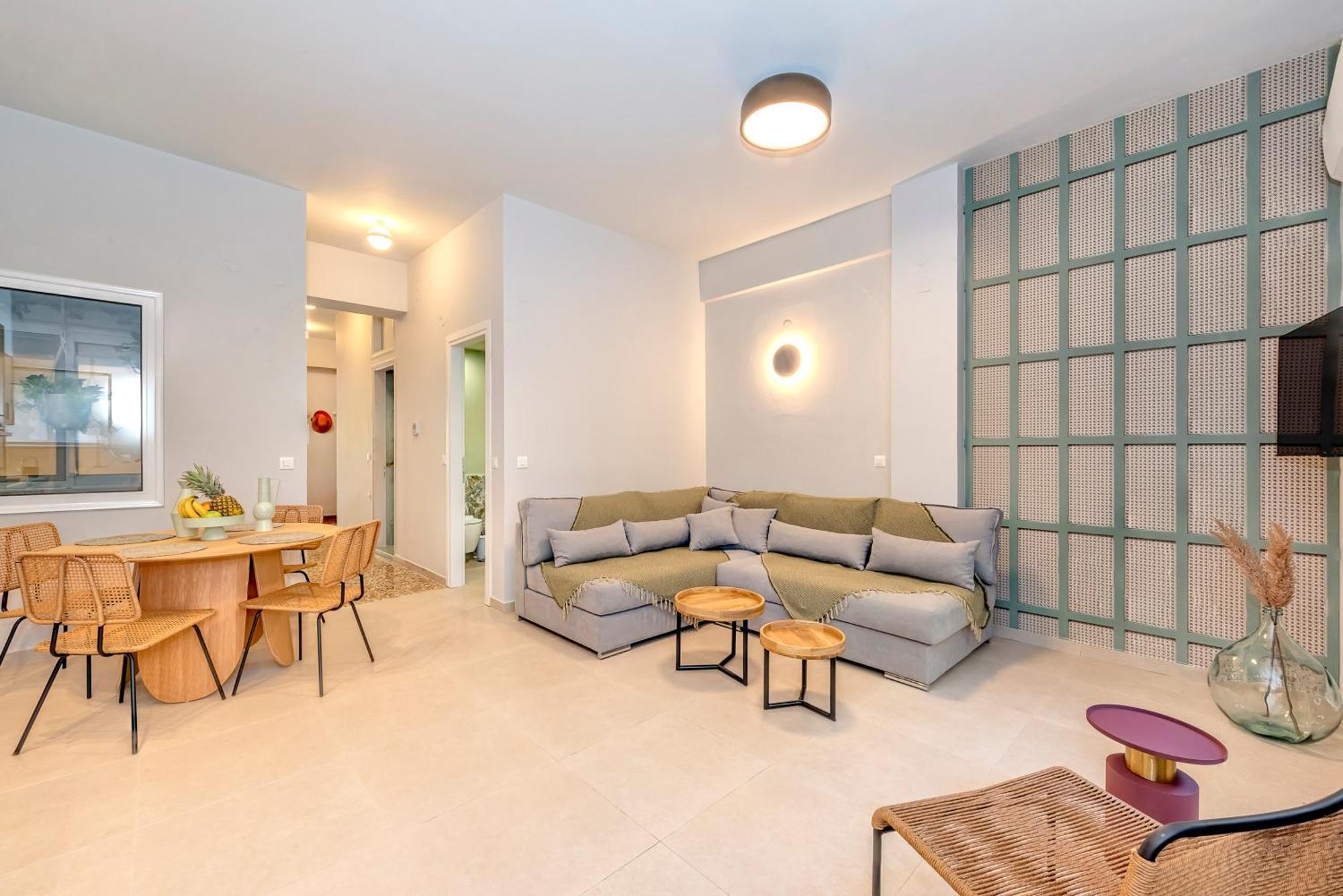 Lägenhet Jasminestay - Two Bedroom With Backyard