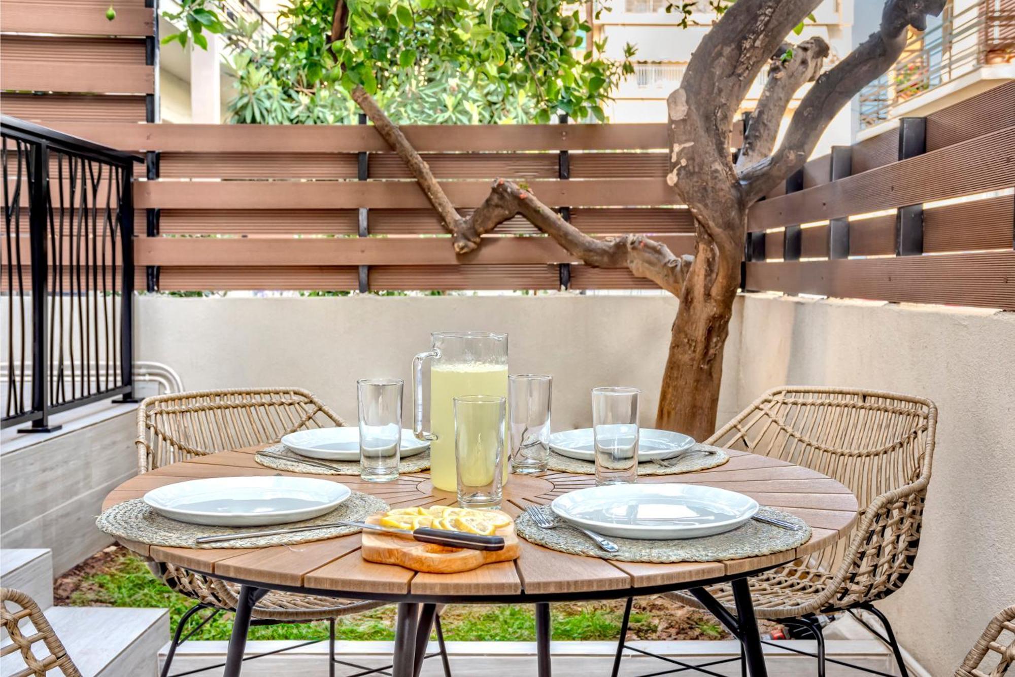 Leilighet Jasminestay - Two Bedroom With Backyard Khania